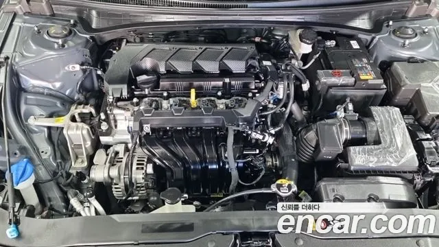 Hyundai Avante CN7 — Фото автомобиля 17