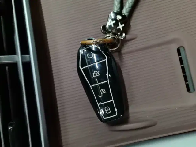 BYD Seal — Фото автомобиля 8