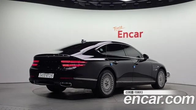 Genesis G80 Бензин 3.5 турбо AWD — Фото автомобиля 2