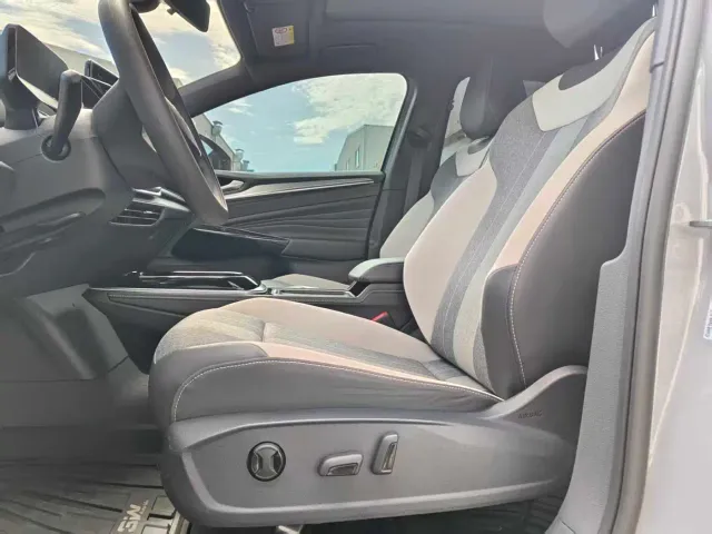 Volkswagen ID.4 Crozz — Фото автомобиля 4