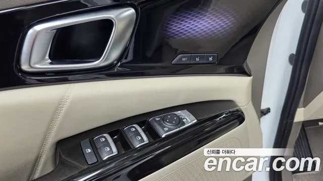 Kia Canival Carnival 4 поколение Бензин 9 мест Signature — Фото автомобиля 24