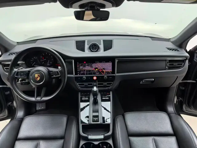 Porsche Macan — Фото автомобиля 9
