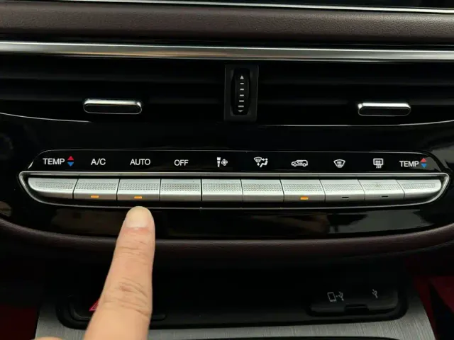 GAC Trumpchi M6 — Фото автомобиля 21