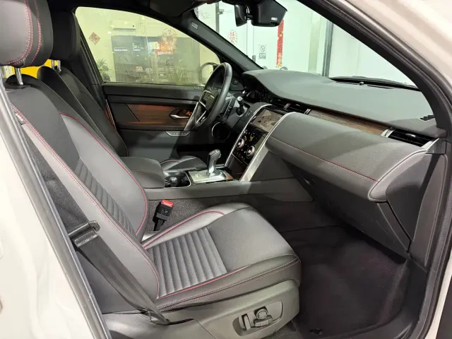 Land Rover Discovery Sport — Фото автомобиля 13