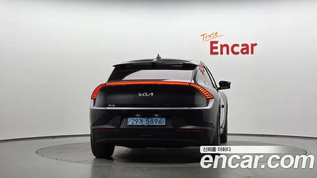 Kia EV6 — Фото автомобиля 4