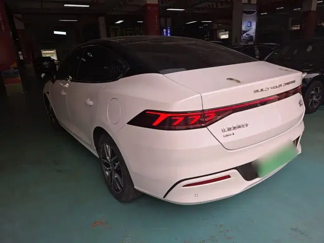 BYD Qin PLUS — Фото автомобиля 4