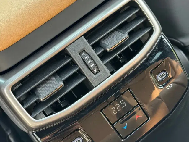 Lexus RX — Фото автомобиля 12