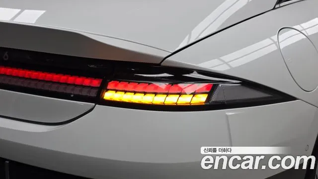 Hyundai Ioniq 6 — Фото автомобиля 8