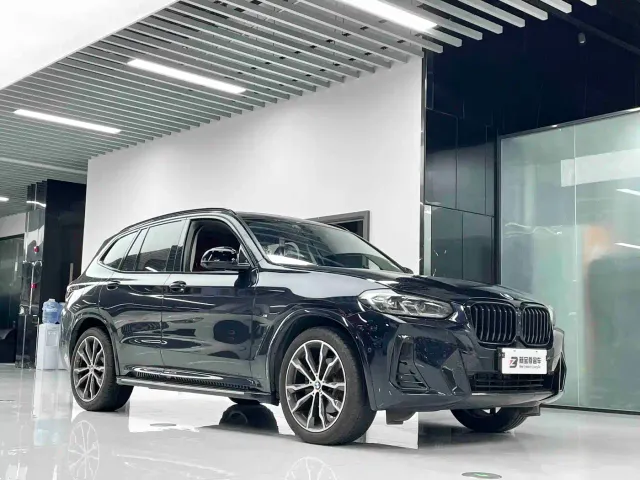 BMW X3 — Фото автомобиля 3