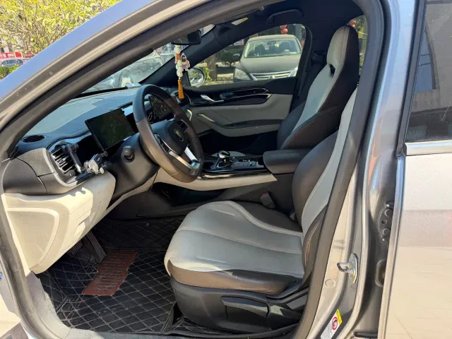 BYD Qin PLUS — Фото автомобиля 7