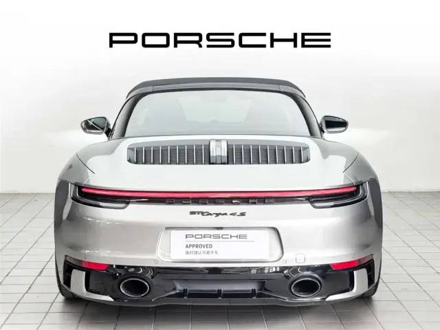 Porsche 911 — Фото автомобиля 6