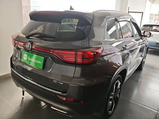 Changan CS75 — Фото автомобиля 6