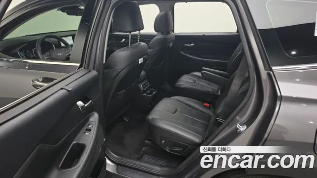 Hyundai Santafe — Фото автомобиля 22