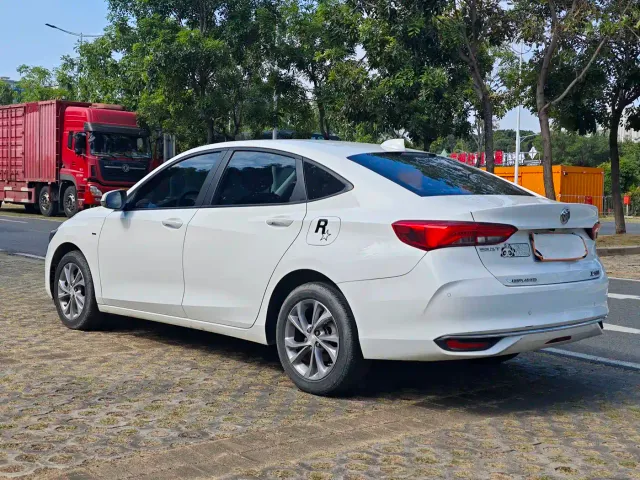 Buick Verano — Фото автомобиля 7