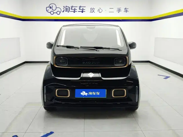 Baojun KiWi EV — Фото автомобиля 2