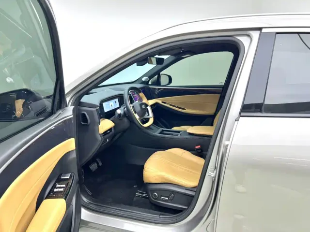 Geely Galaxy Galaxy L7 2023 1.5T 115km Starship — Фото автомобиля 12