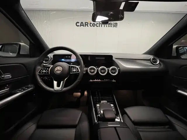 Mercedes-Benz GLA-Class — Фото автомобиля 13