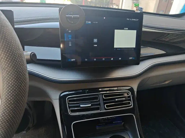 BYD Qin PLUS — Фото автомобиля 9