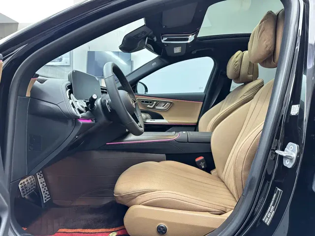Mercedes-Benz E-Class — Фото автомобиля 10