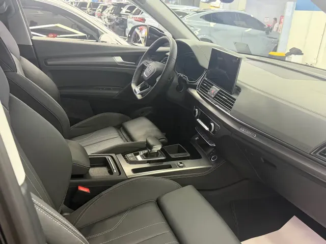 Audi Q5L — Фото автомобиля 8