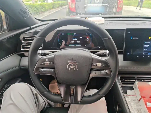 BYD Qin L — Фото автомобиля 2