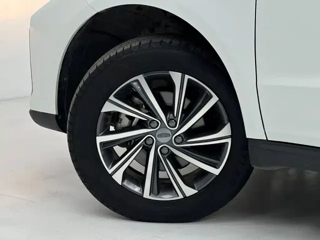 Geely Vision X6 — Фото автомобиля 14