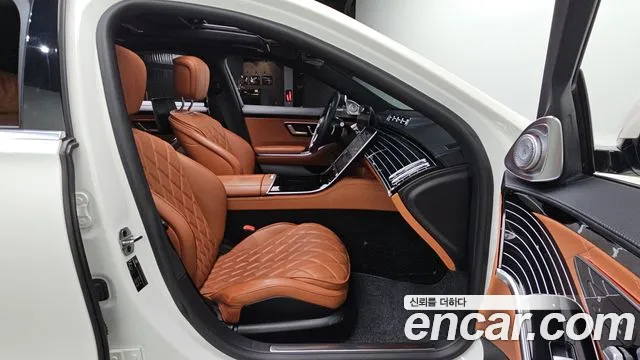 Mercedes-Benz S-Class — Фото автомобиля 10