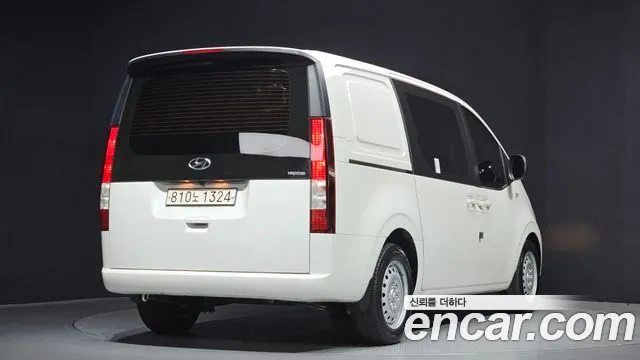Hyundai Staria Staria Карго 5 мест — Фото автомобиля 2