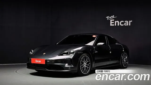 Фотография автомобиля — Porsche Taycan Taycan Khan