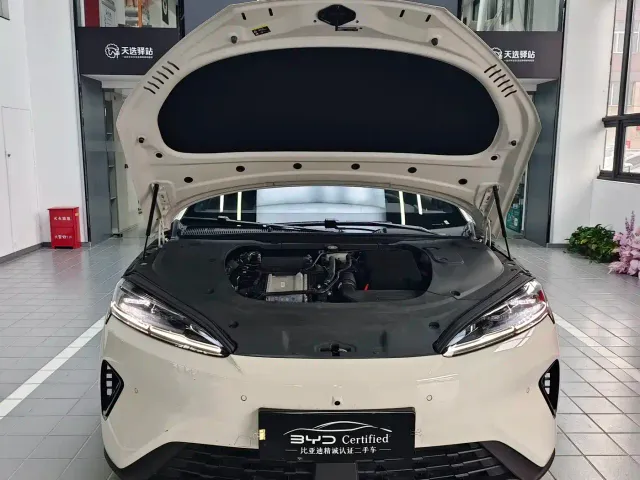 BYD Seal 07 DM-i — Фото автомобиля 2