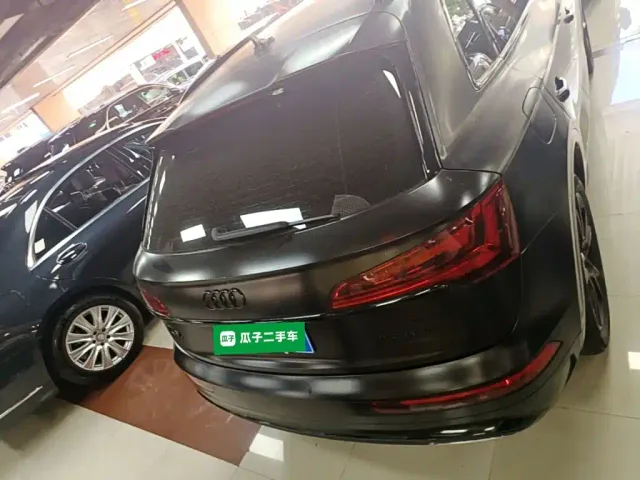 Audi Q5L — Фото автомобиля 5