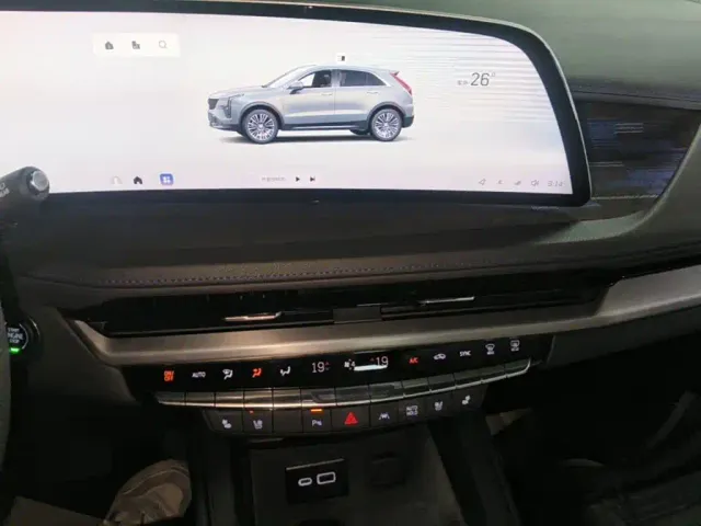 Cadillac XT4 — Фото автомобиля 12
