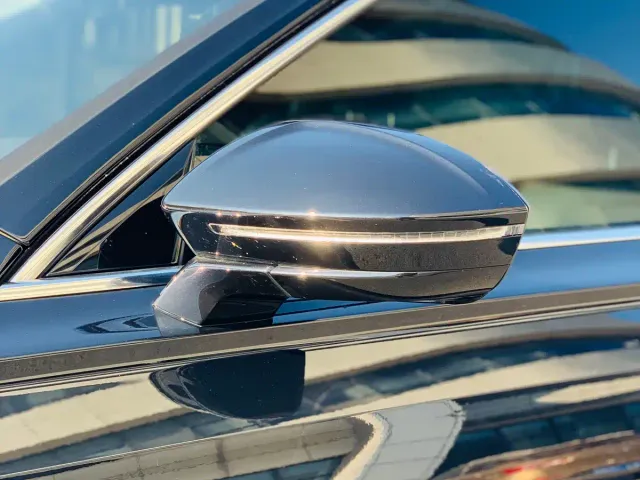 Volkswagen Phideon — Фото автомобиля 9