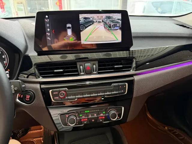 BMW X1 — Фото автомобиля 14