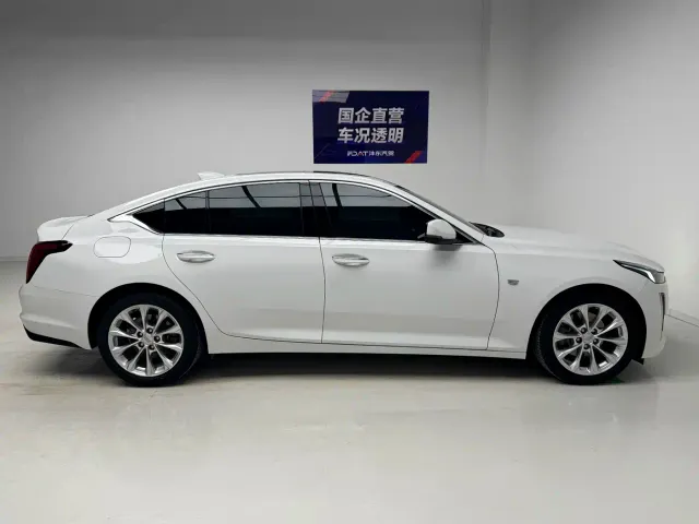 Cadillac CT5 — Фото автомобиля 7