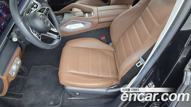 Mercedes-Benz GLE-Class — Фото автомобиля 8
