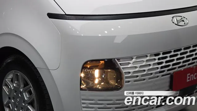 Hyundai Staria Staria Tourer 11 мест — Фото автомобиля 6