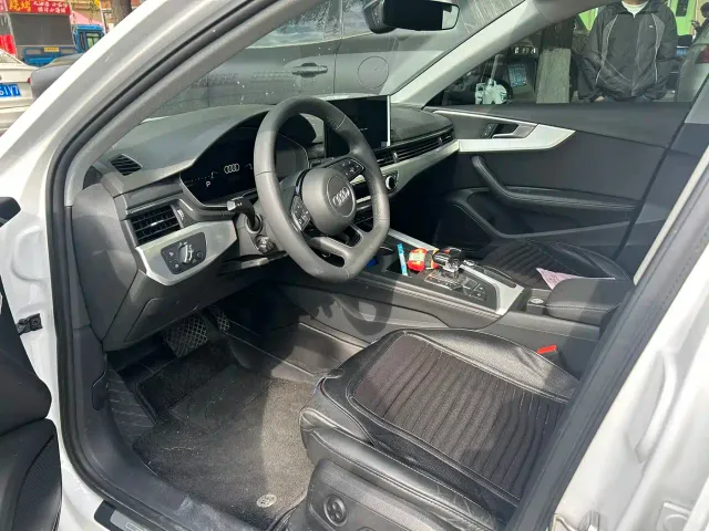 Audi A4L — Фото автомобиля 3