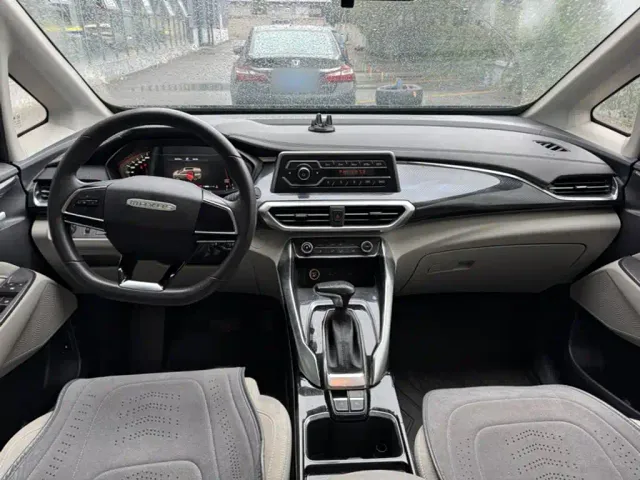 Maxus G50 — Фото автомобиля 15