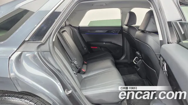 Hyundai Grandeur GN7 — Фото автомобиля 17