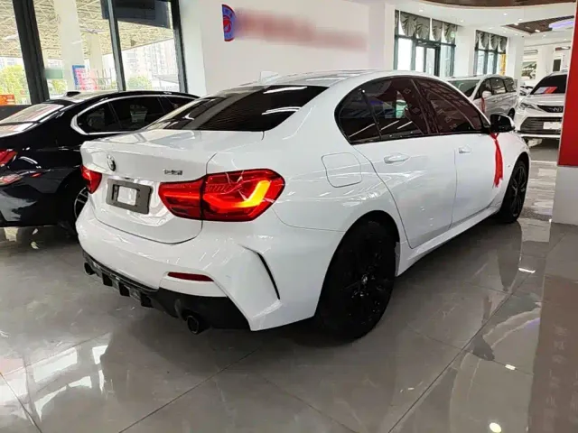 BMW 1 Series — Фото автомобиля 6