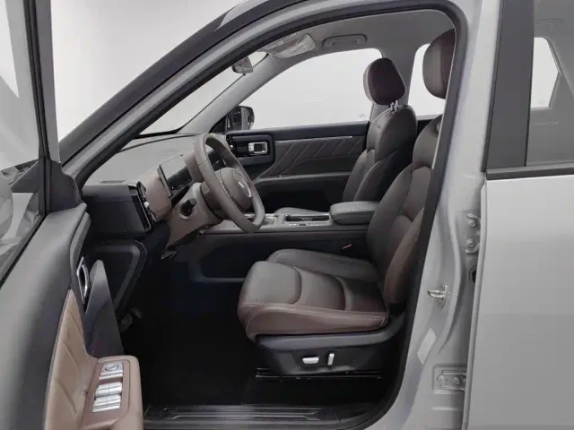 Wuling Starlight 560 — Фото автомобиля 10