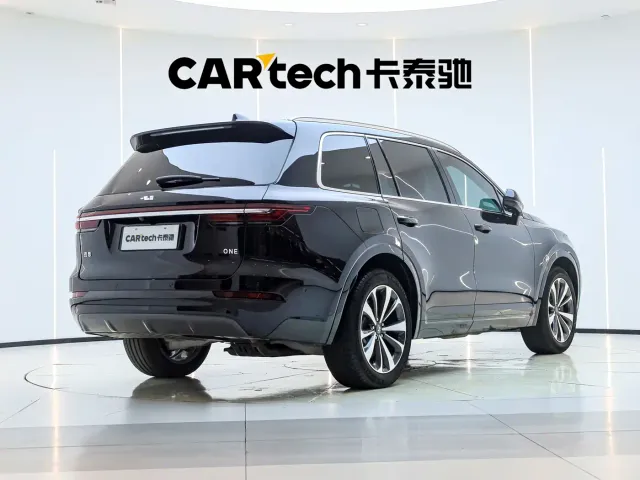 Li Auto ONE — Фото автомобиля 8