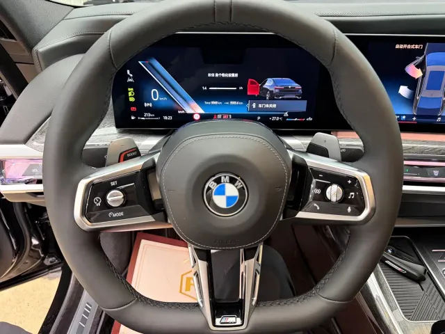 BMW 7 Series — Фото автомобиля 19