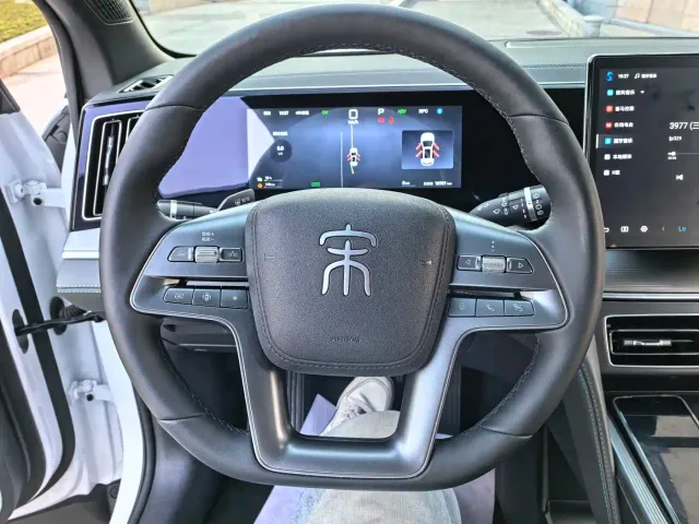 BYD Song L DM-i — Фото автомобиля 10