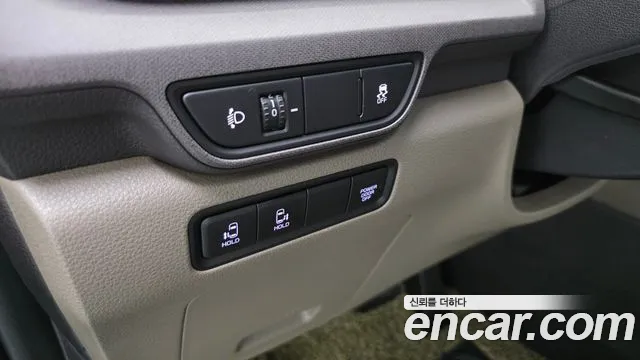 Kia Carnival — Фото автомобиля 14