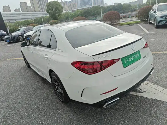 Mercedes-Benz C-Class — Фото автомобиля 4