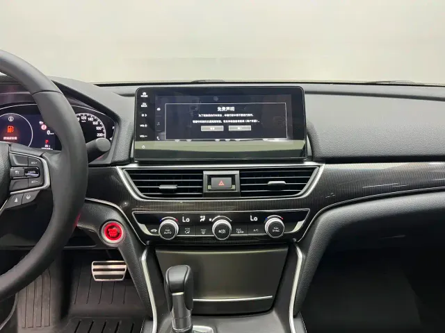 Honda Accord — Фото автомобиля 6