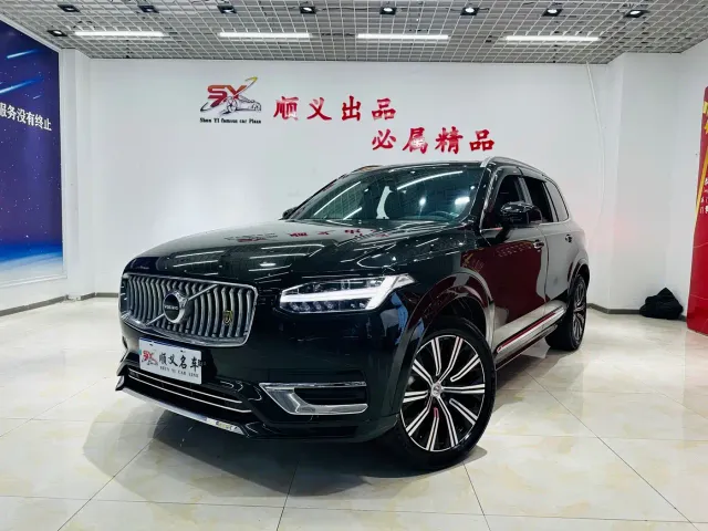 Фотография автомобиля — Volvo XC90
