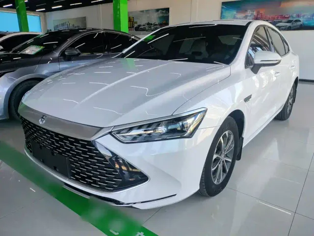 Фотография автомобиля — BYD Qin PLUS
